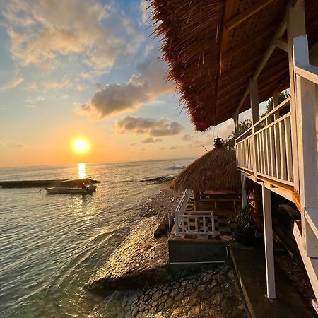 Coastal Inn Batununggul Ngoại thất bức ảnh